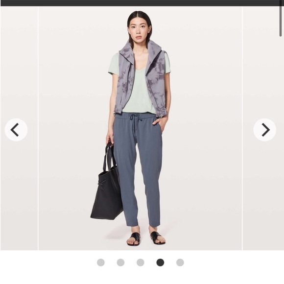 Lululemon Love Tee V EUC!! - Picture 8 of 12